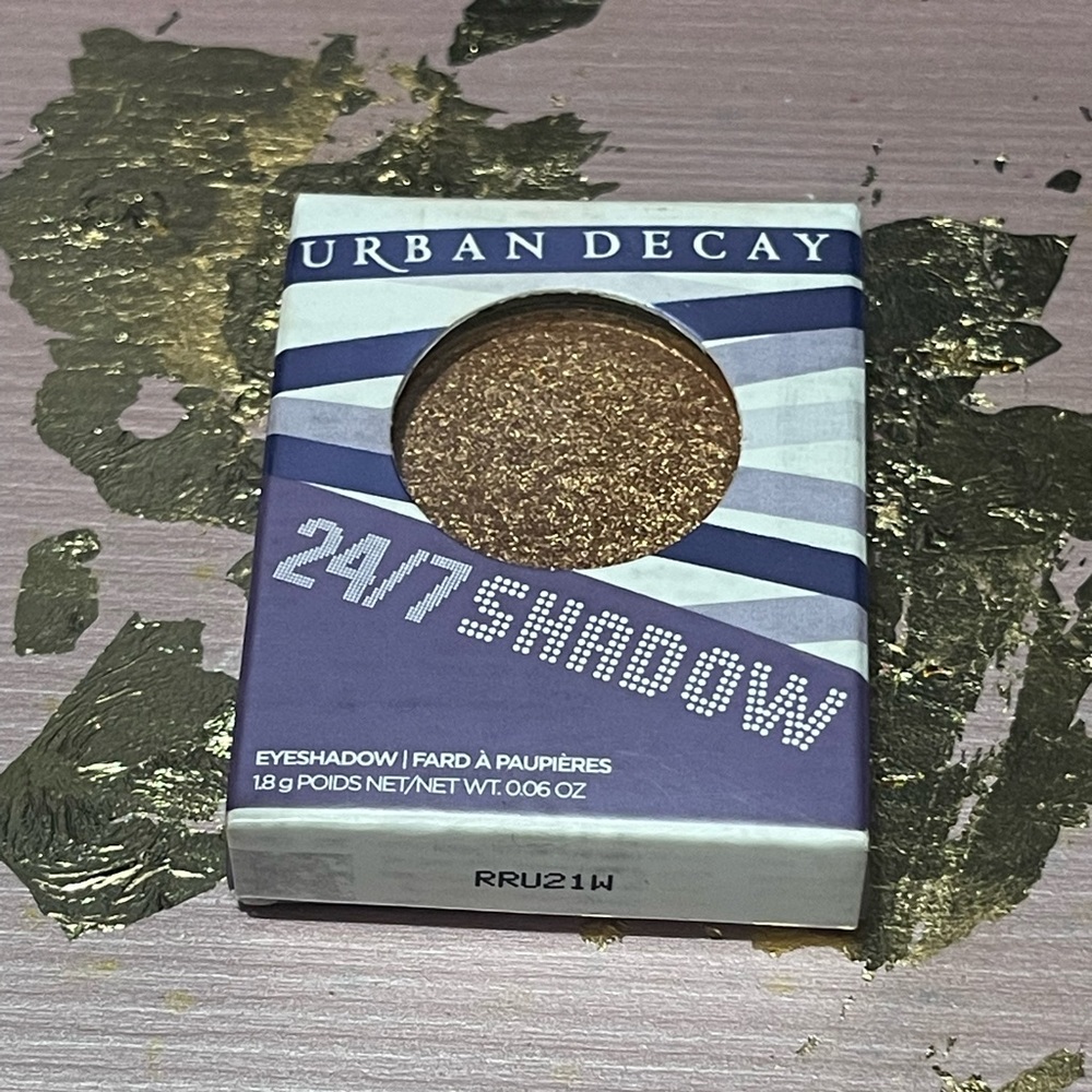 Urban decay 24/7 shadow